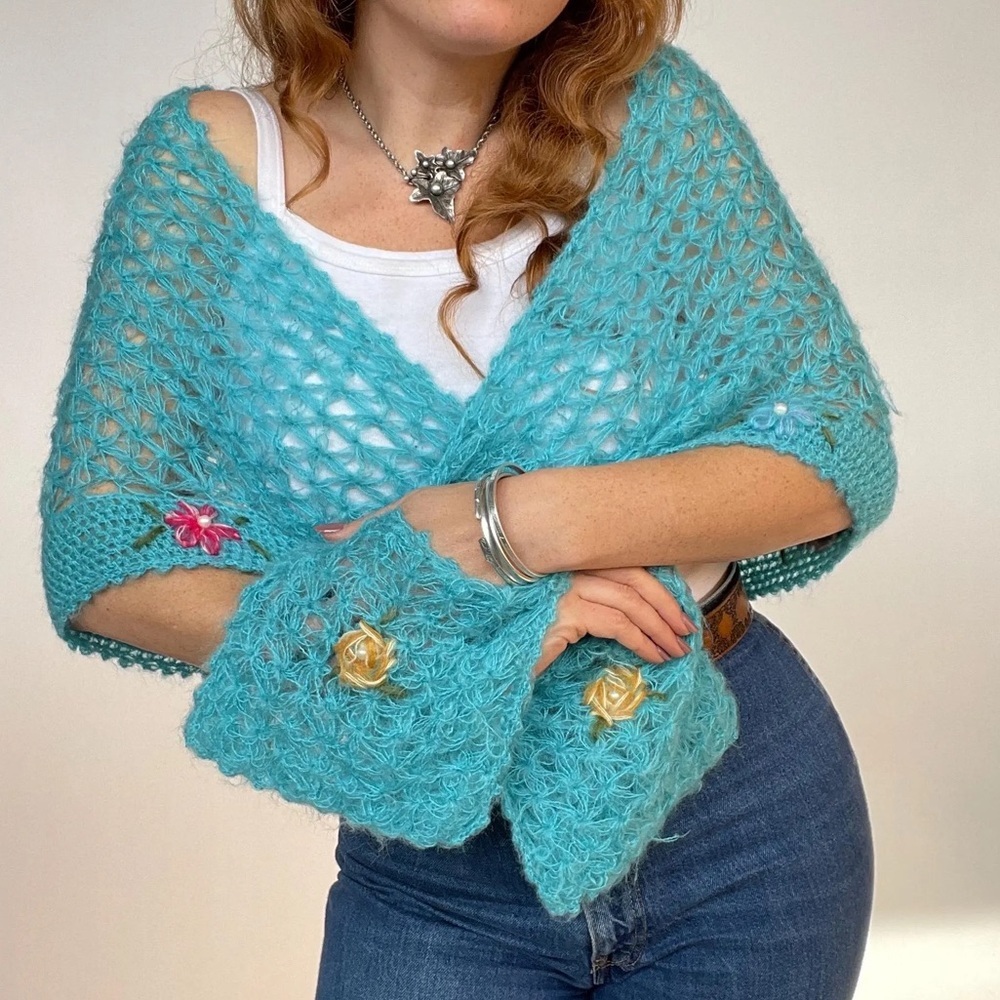 1960s Wool Mohair Knit Shawl Floral Wrap